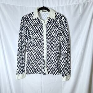 J. McLaughlin Navy White Geometric Print Collared Button-Up Top | Size M